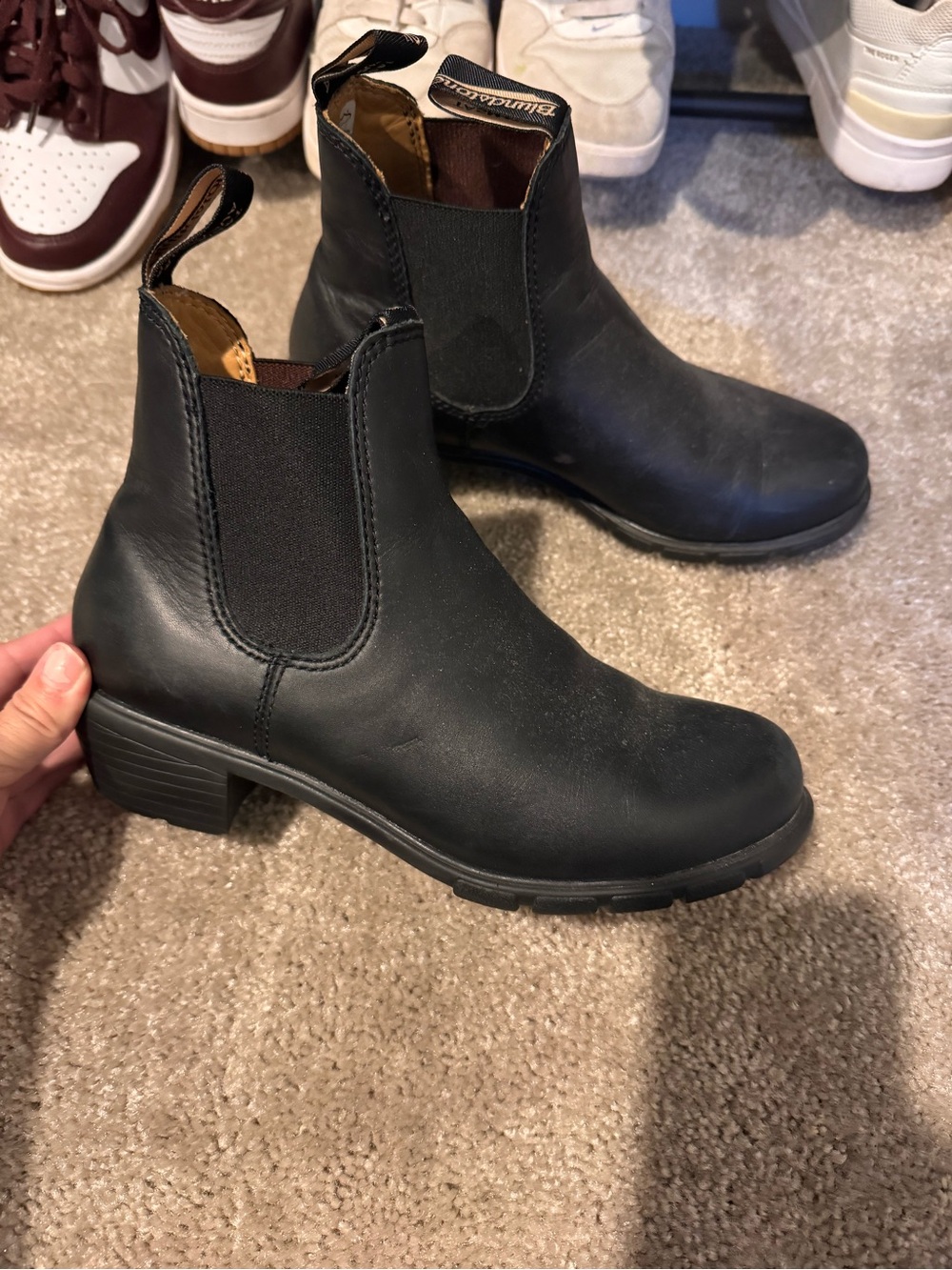 Blundstone Black Leather Chelsea Ankle Boots with Low Heel